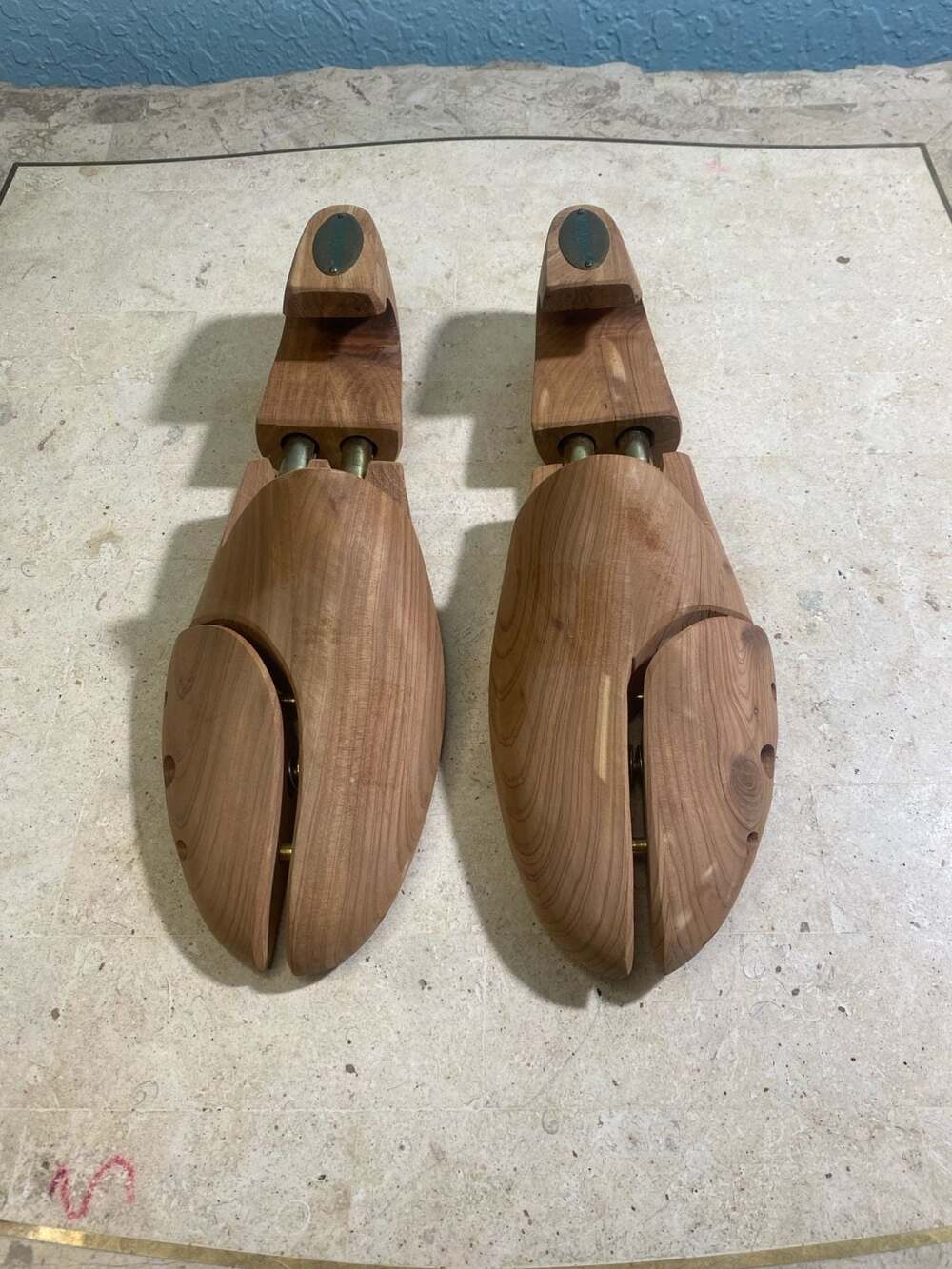 Mephisto Aromatic Cedar Wood Shoe Trees Size 42